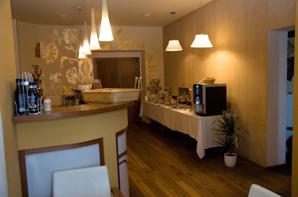 Hotel Art Pisek  Luaran gambar