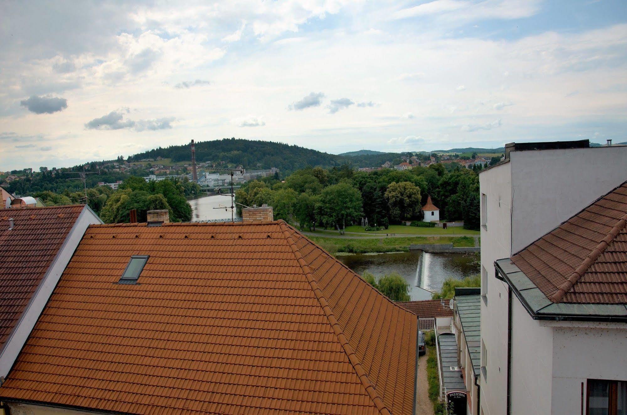 Hotel Art Pisek  Luaran gambar